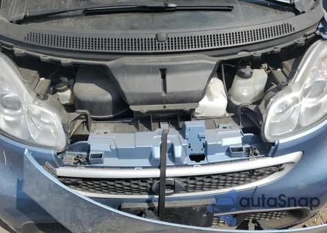 2013 Smart Fortwo Pure z USA, uszkodzony, nr VIN WMEEJ3BA7DK646271